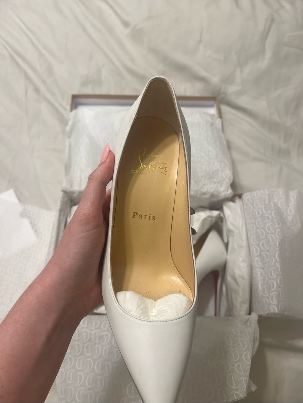 Christian Louboutin White Leather Pointed-Toe Stiletto Pumps - Picture 9 of 10
